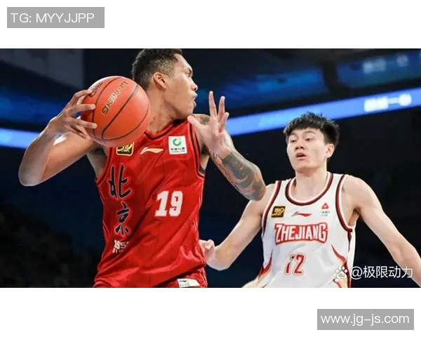 赛后分析：杭州篮球队与北京篮球队的表现与状态对比探讨