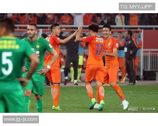 上海篮球队的整体压制策略解析与战术深度剖析 上海篮球队的整体压制策略解析与战术深度剖析