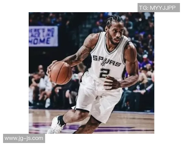 五位足球明星头像的精彩瞬间与背后的故事分享 五位足球明星头像的精彩瞬间与背后的故事分享