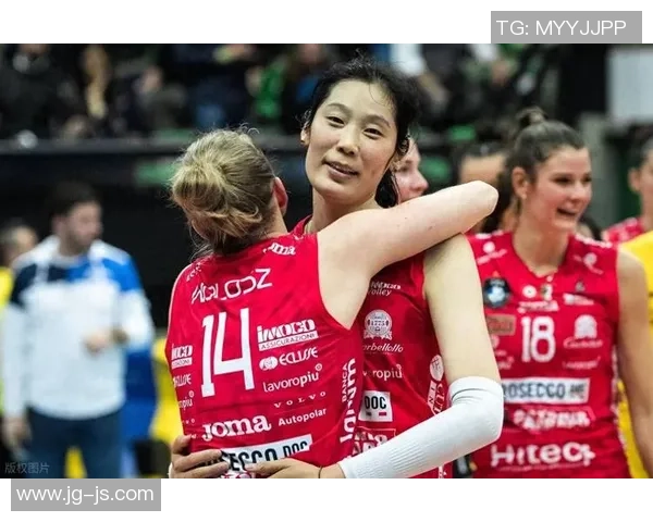 足球明星朱婷的家庭生活揭秘与亲情故事分享 足球明星朱婷的家庭生活揭秘与亲情故事分享